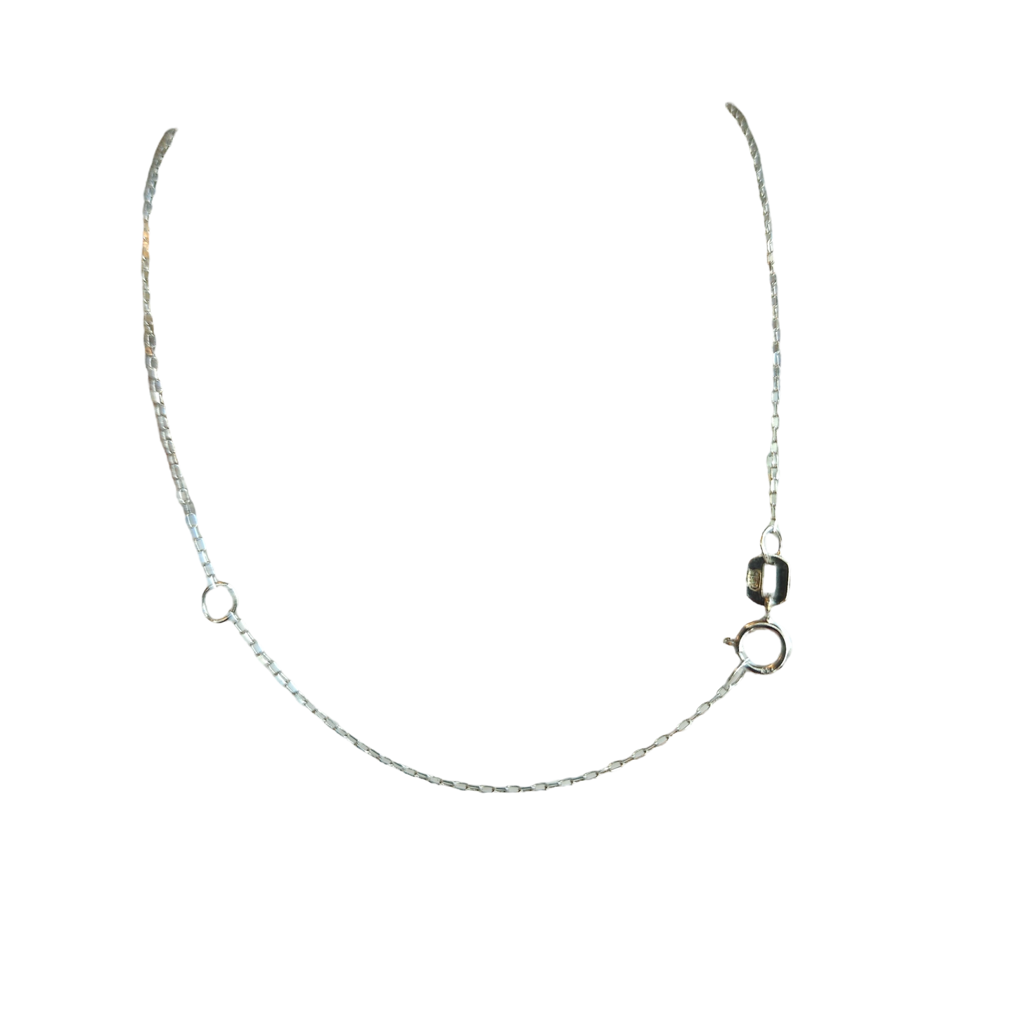 18kt white gold Chain with natural sapphire square pendant.