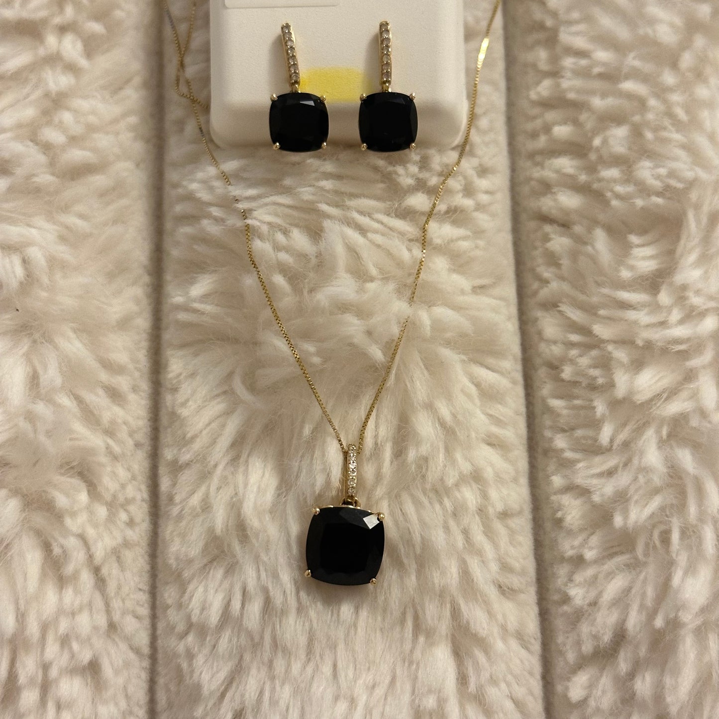 14kt gold set cadena y dije -aretes onyx natural y diamantes naturales