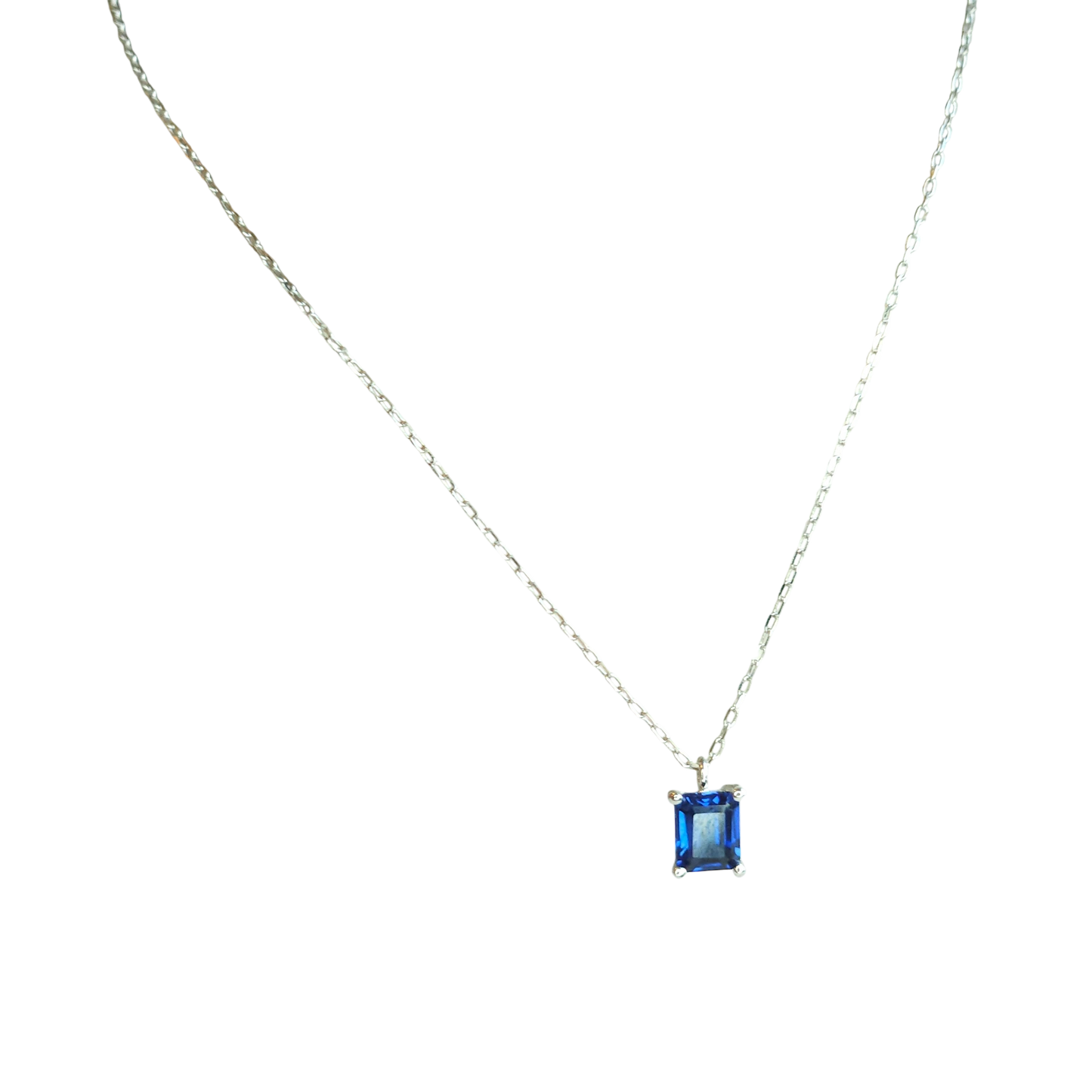 18kt white gold Chain with natural sapphire square pendant.