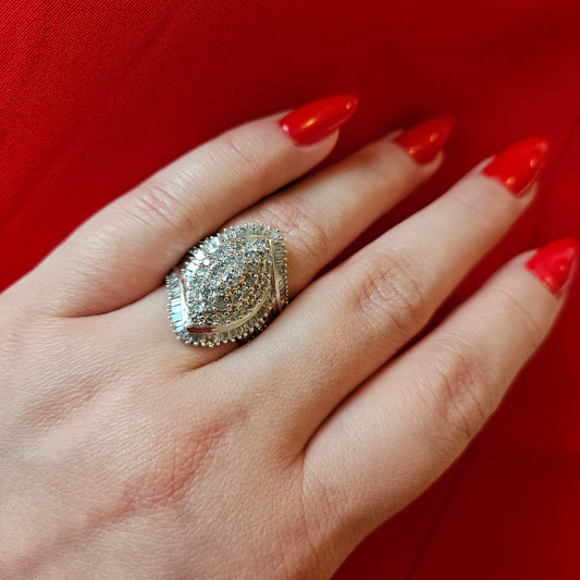 10kt white gold / 2ctw natural diamon