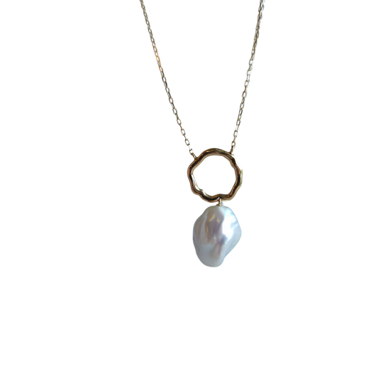 18kt Gold Chain with natural pearl pendant